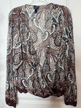 Daytrip Paisley Wrap blouse in Brown and Cream long sleeve size Md